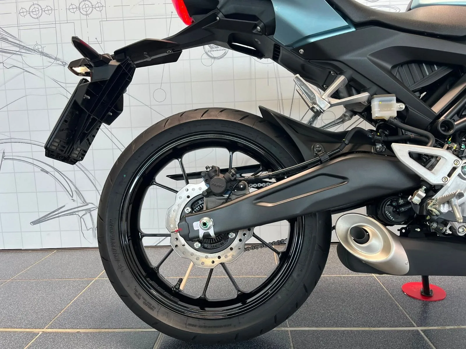 Honda CB125R