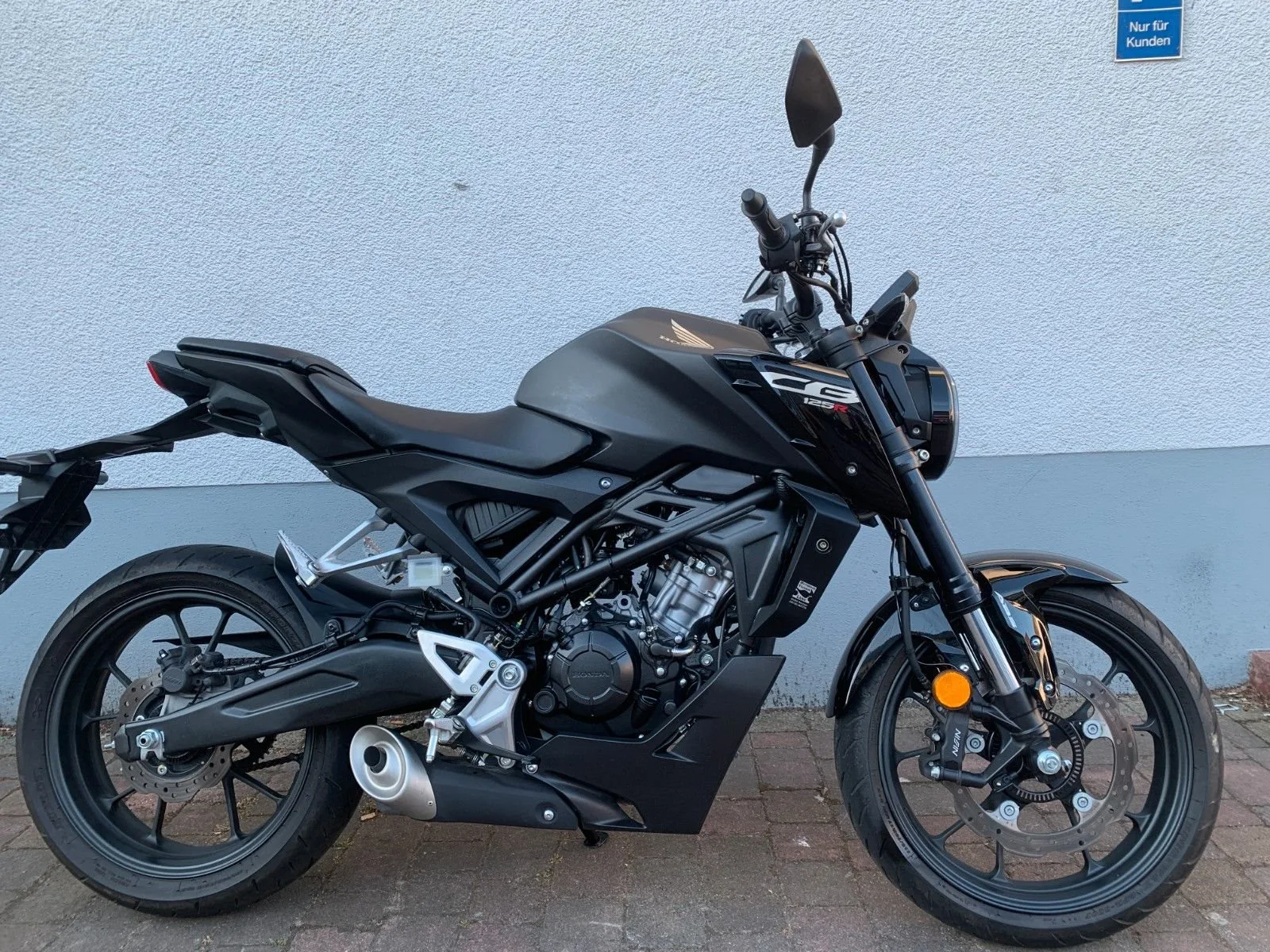 Honda CB125R