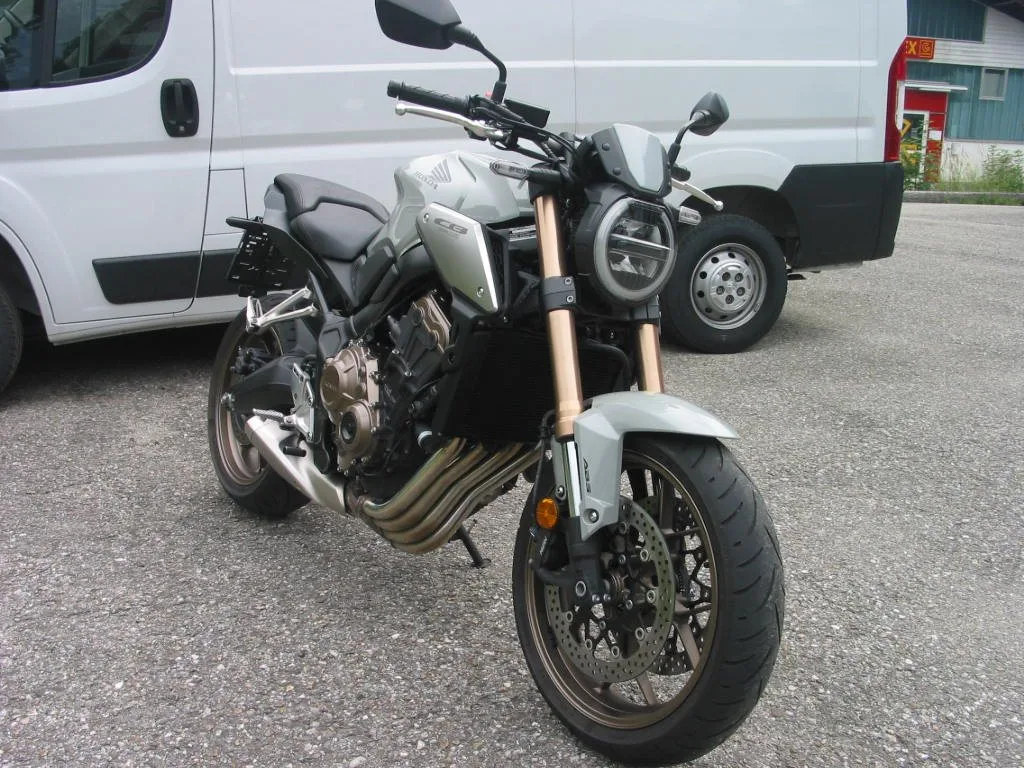 Honda CB650R