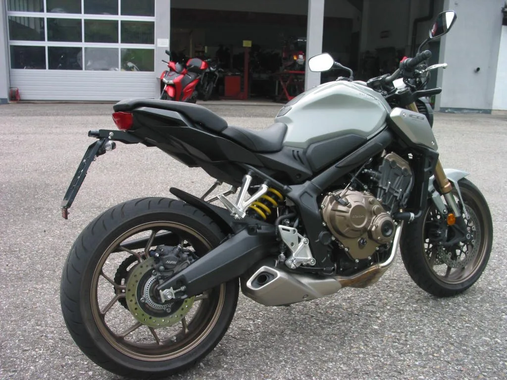 Honda CB650R