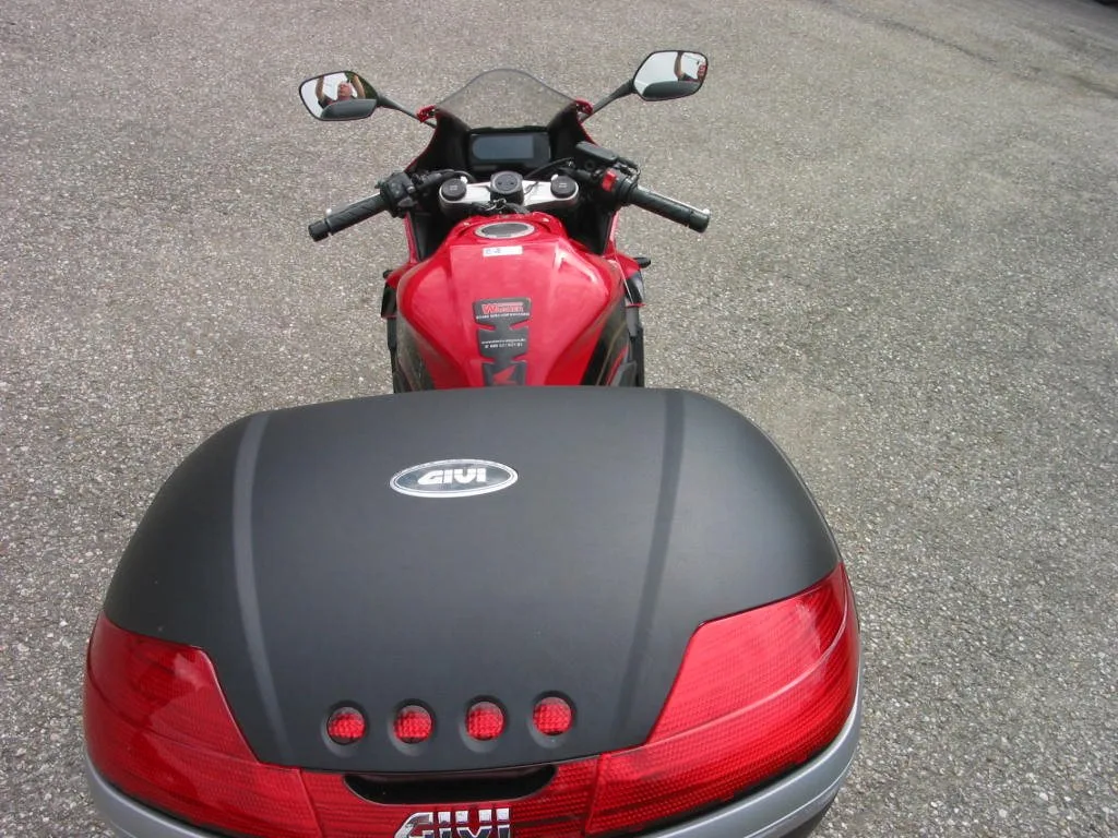 Honda CBR650R nur 1.000 Km