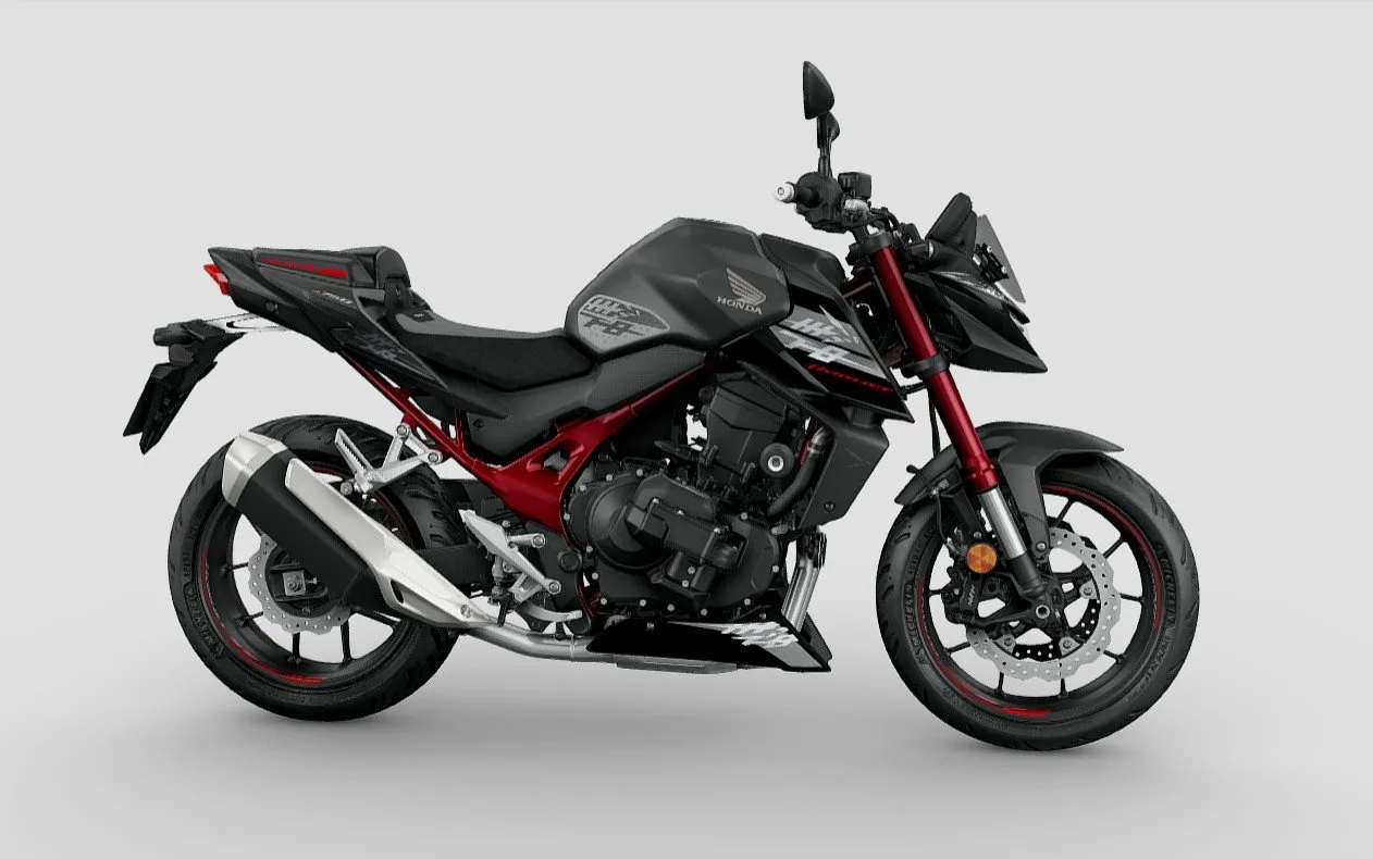 Honda CB750 Hornet E-Clutch Graphite Black mit Zubehör