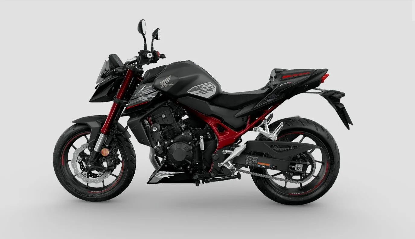 Honda CB750 Hornet E-Clutch Graphite Black mit Zubehör