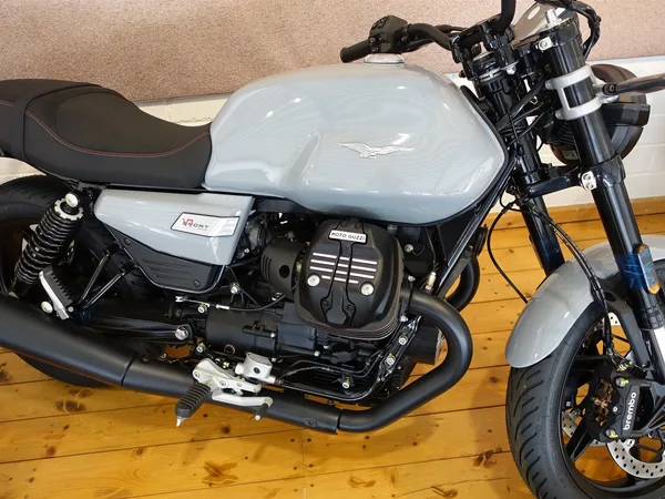 Moto Guzzi V7 Sport sofort verfügbar