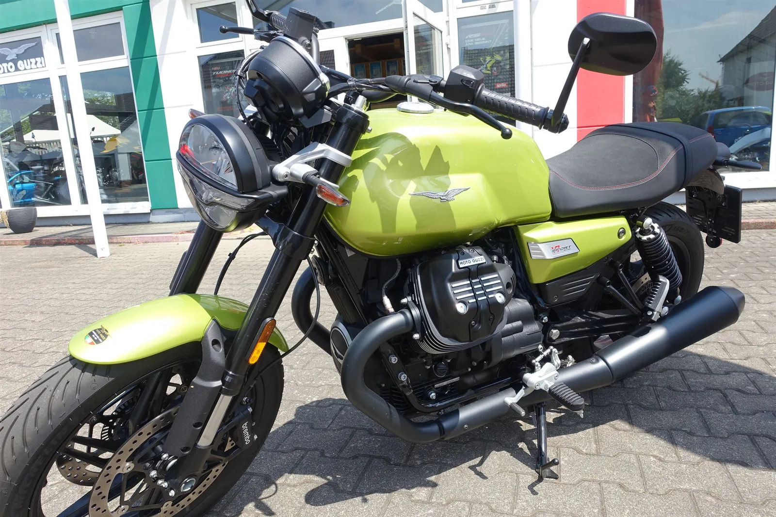 Moto Guzzi V7 Sport sofort verfügbar