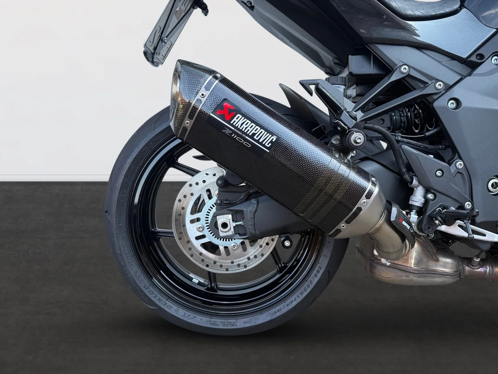 Kawasaki Z1100 Performance