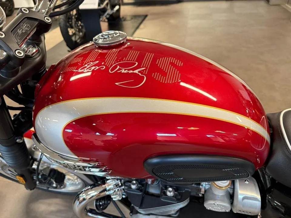 Triumph Bonneville T120 Elvis Presley Special Edition