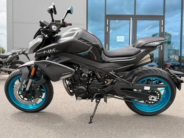 CFMOTO 800NK Sport