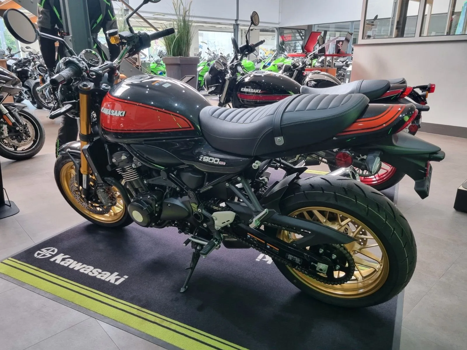 Kawasaki Z900 RS SE