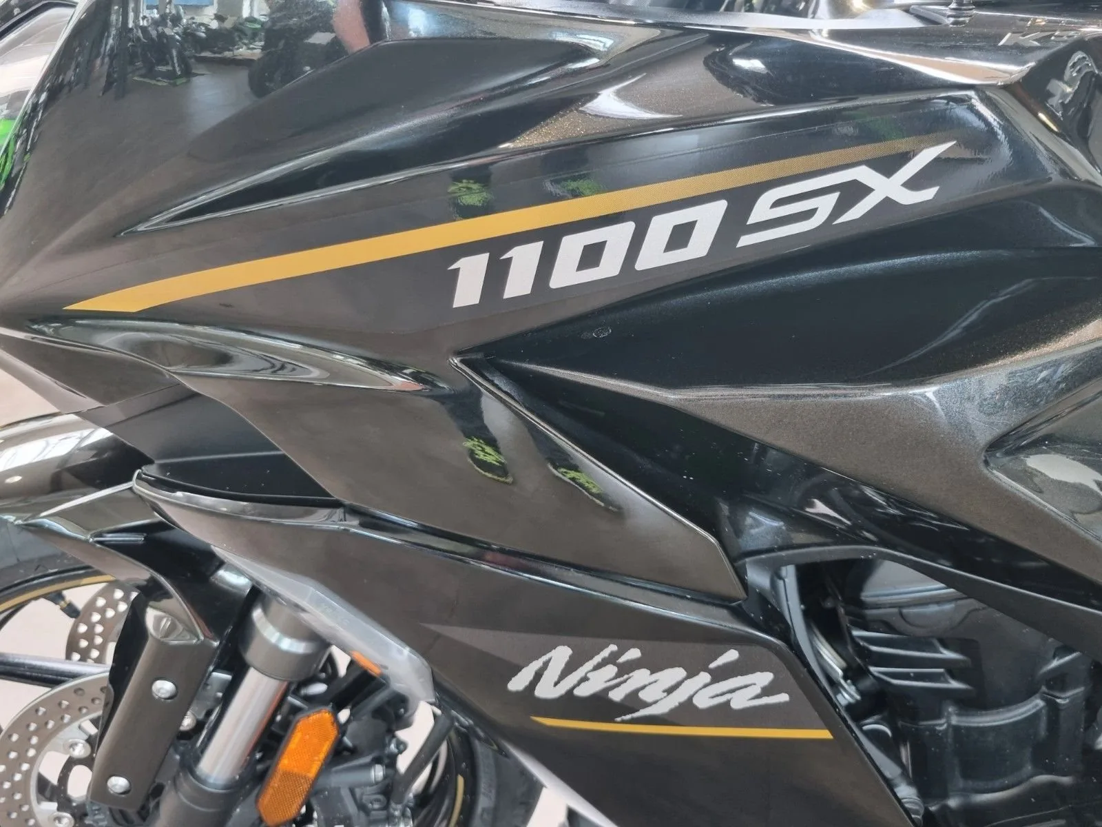 Kawasaki Ninja 1100SX