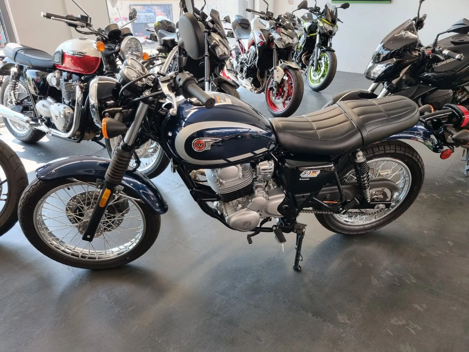 Kawasaki W230