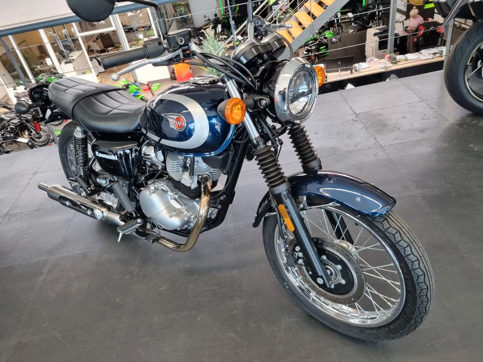 Kawasaki W230