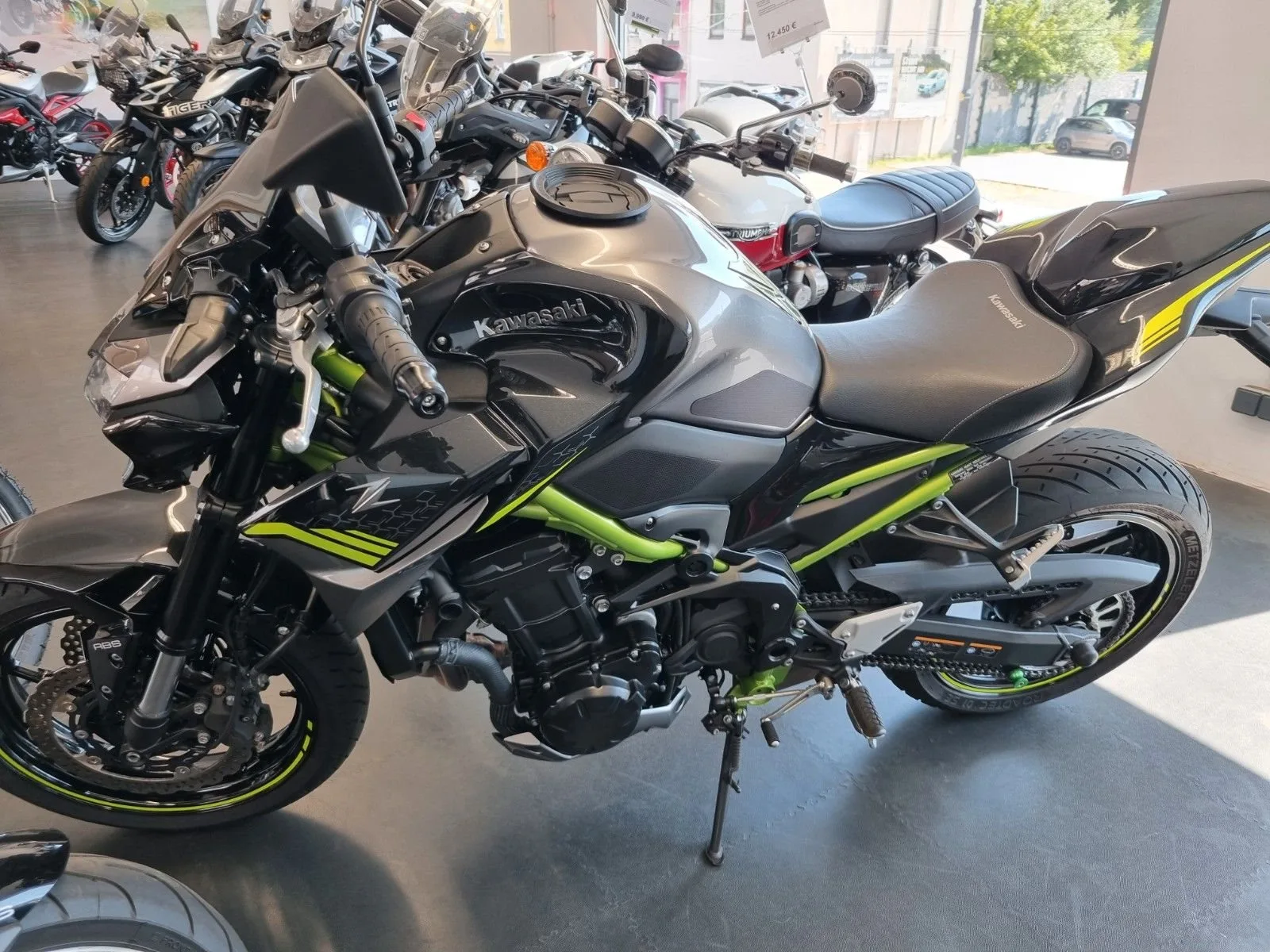 Kawasaki Z900