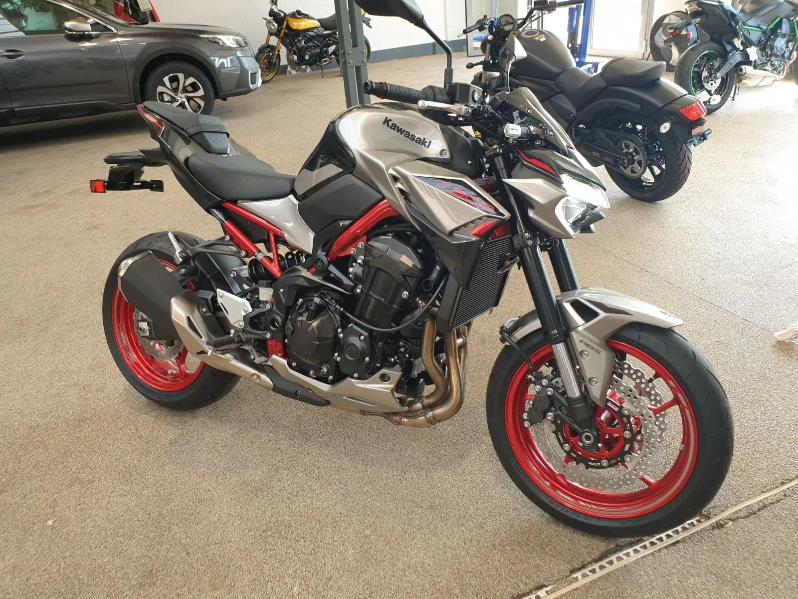 Kawasaki Z900 70 oder 35kw
