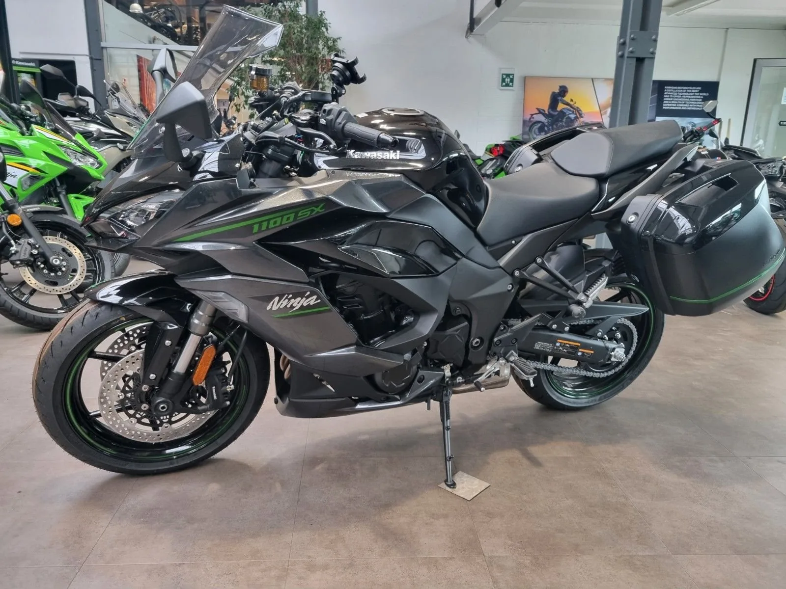 Kawasaki Ninja 1100SX