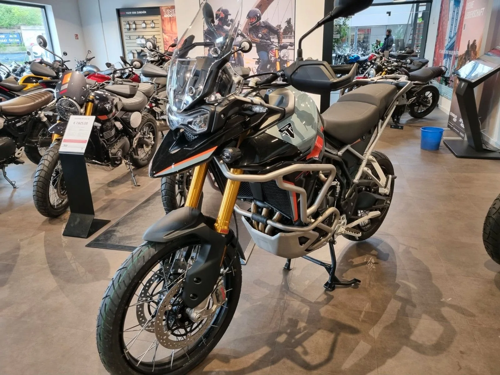 Triumph Tiger 900 Desert Edition