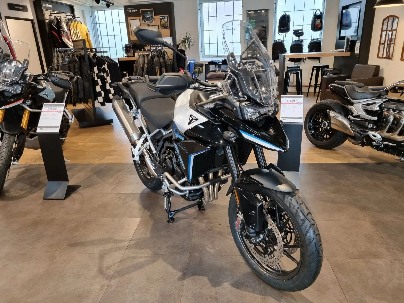 Triumph Tiger 900 Alpine Edition