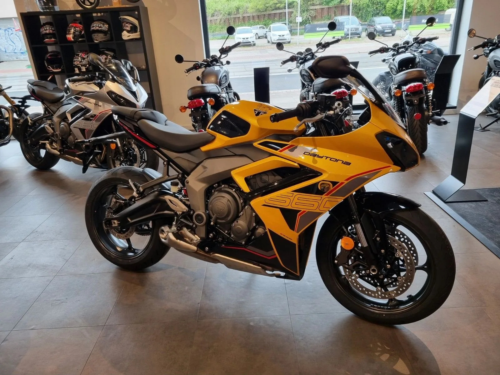 Triumph Daytona 660