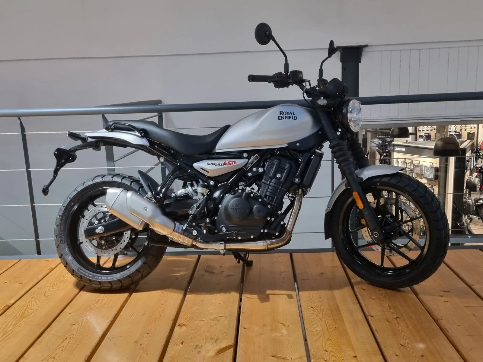 Royal Enfield Guerrilla 450