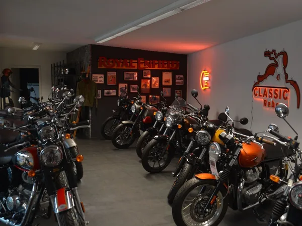 Royal Enfield Shotgun 650