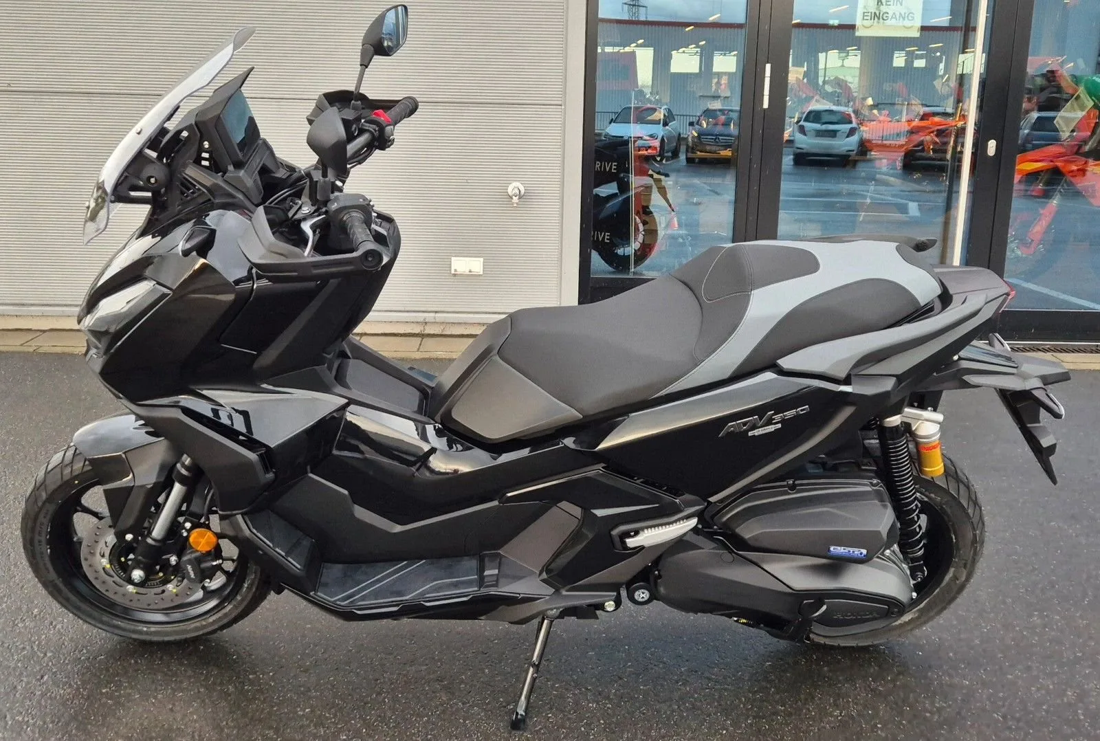Honda ADV350