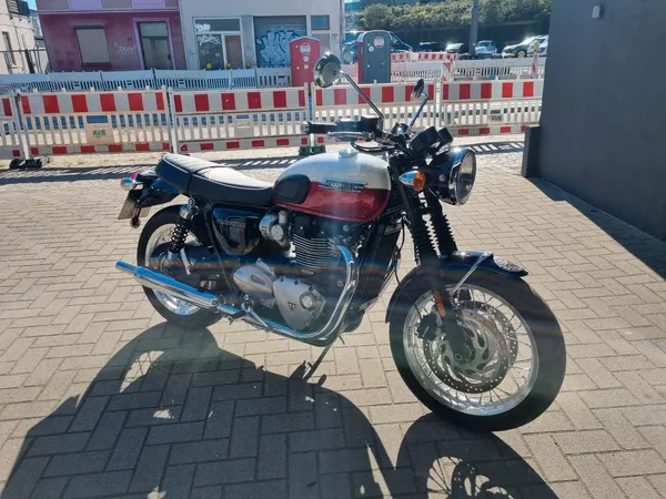 Triumph Bonneville T120