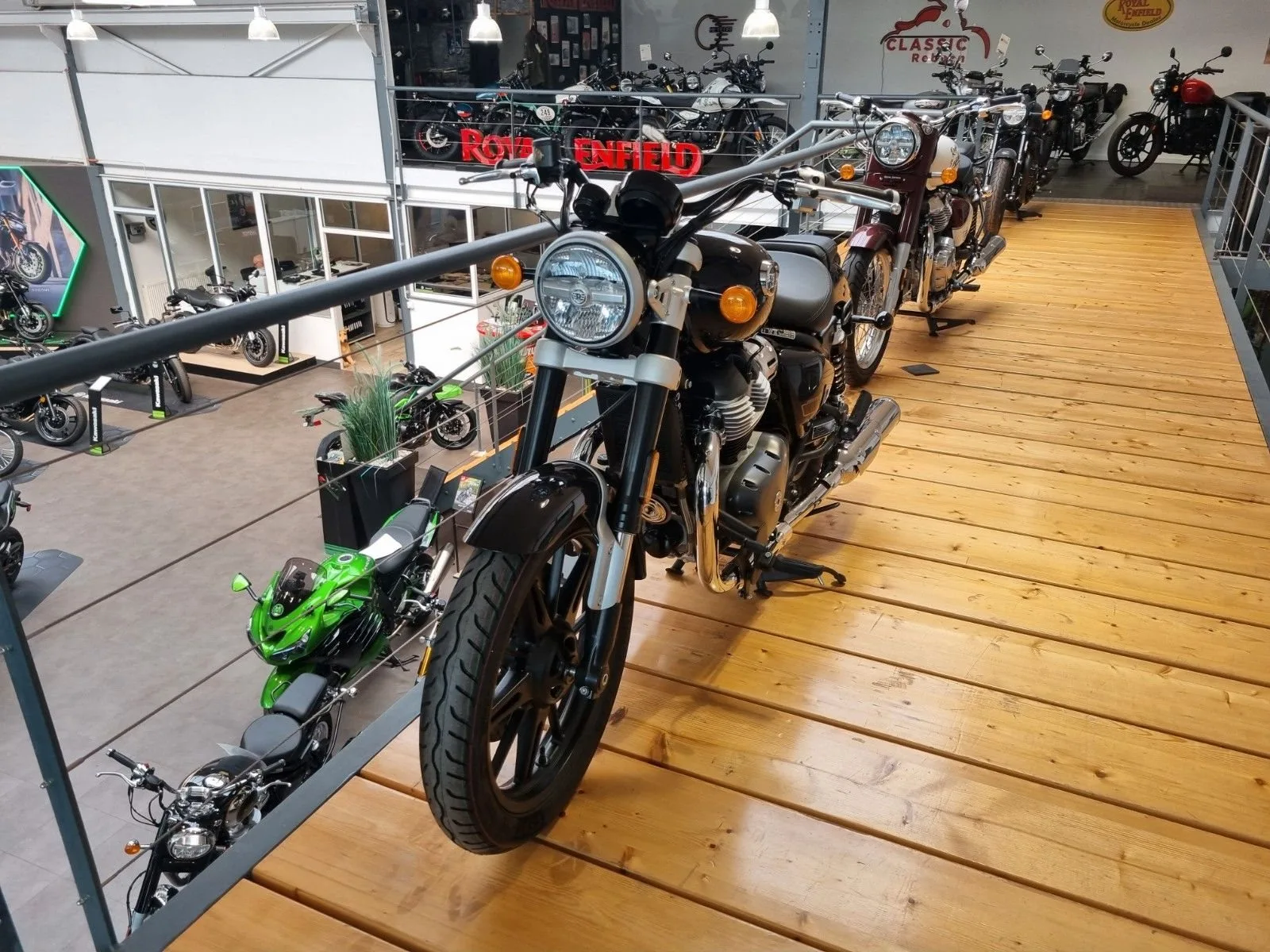 Royal Enfield Super Meteor 650