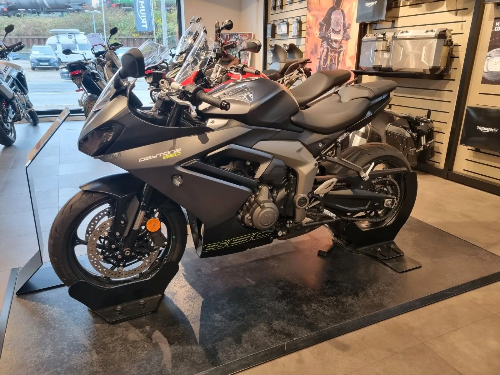 Triumph Daytona 660