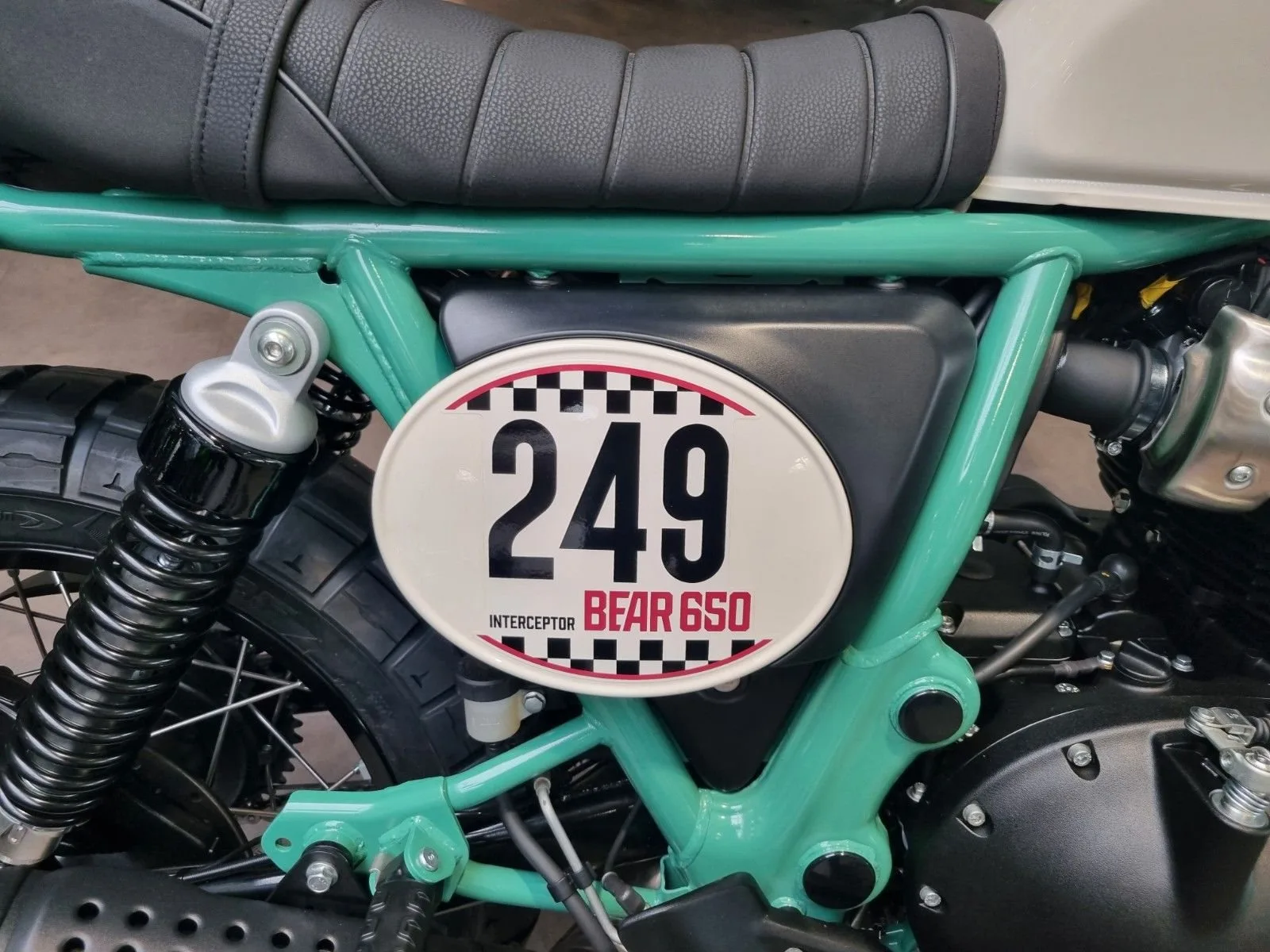 Royal Enfield Bear 650