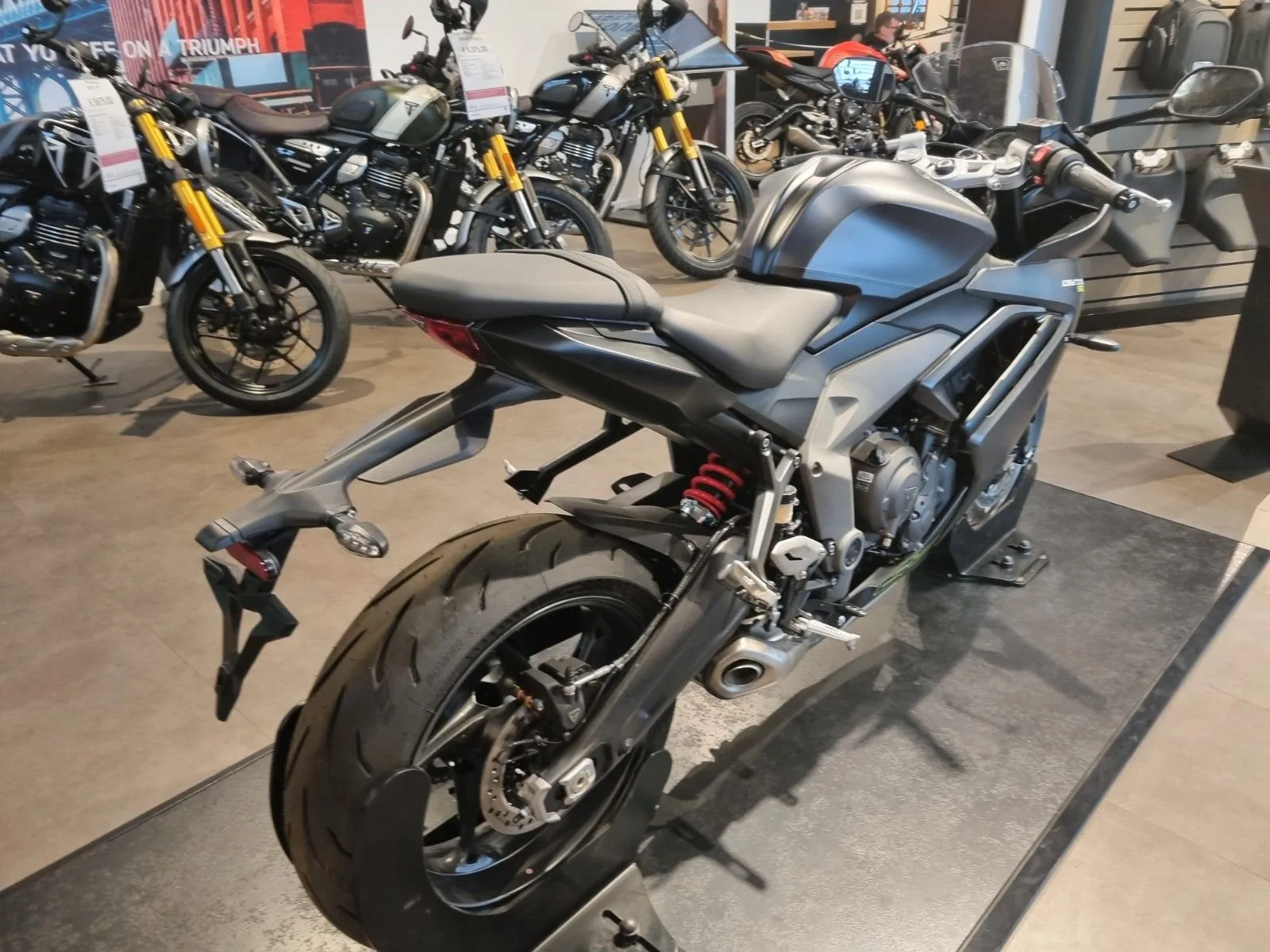 Triumph Daytona 660