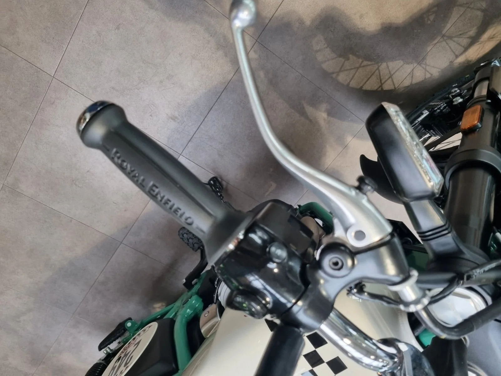 Royal Enfield Bear 650