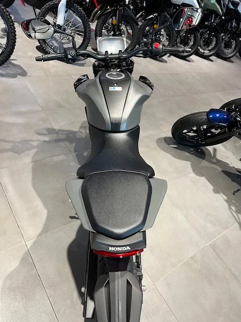 Honda CB125R