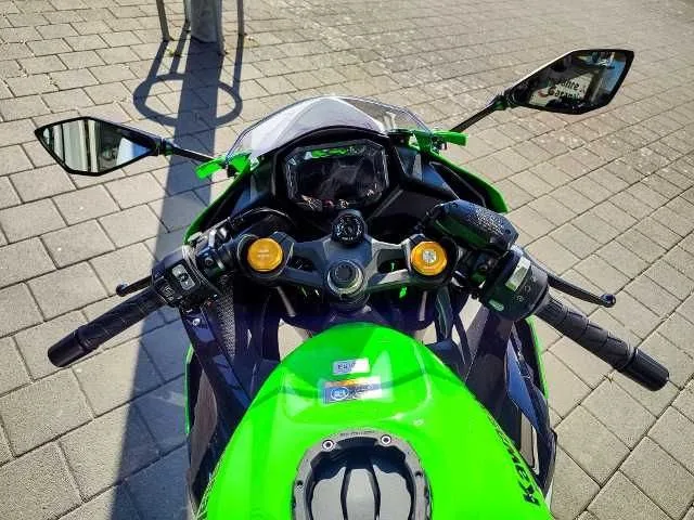 Kawasaki Ninja ZX-4RR