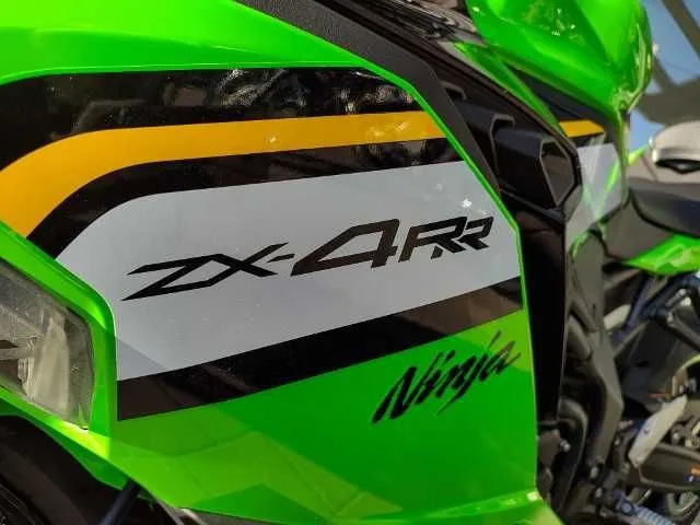 Kawasaki Ninja ZX-4RR