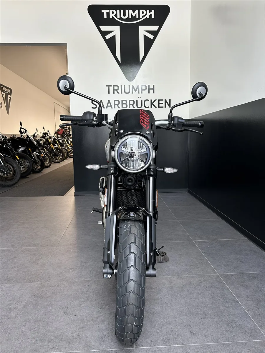 Triumph Tracker 400