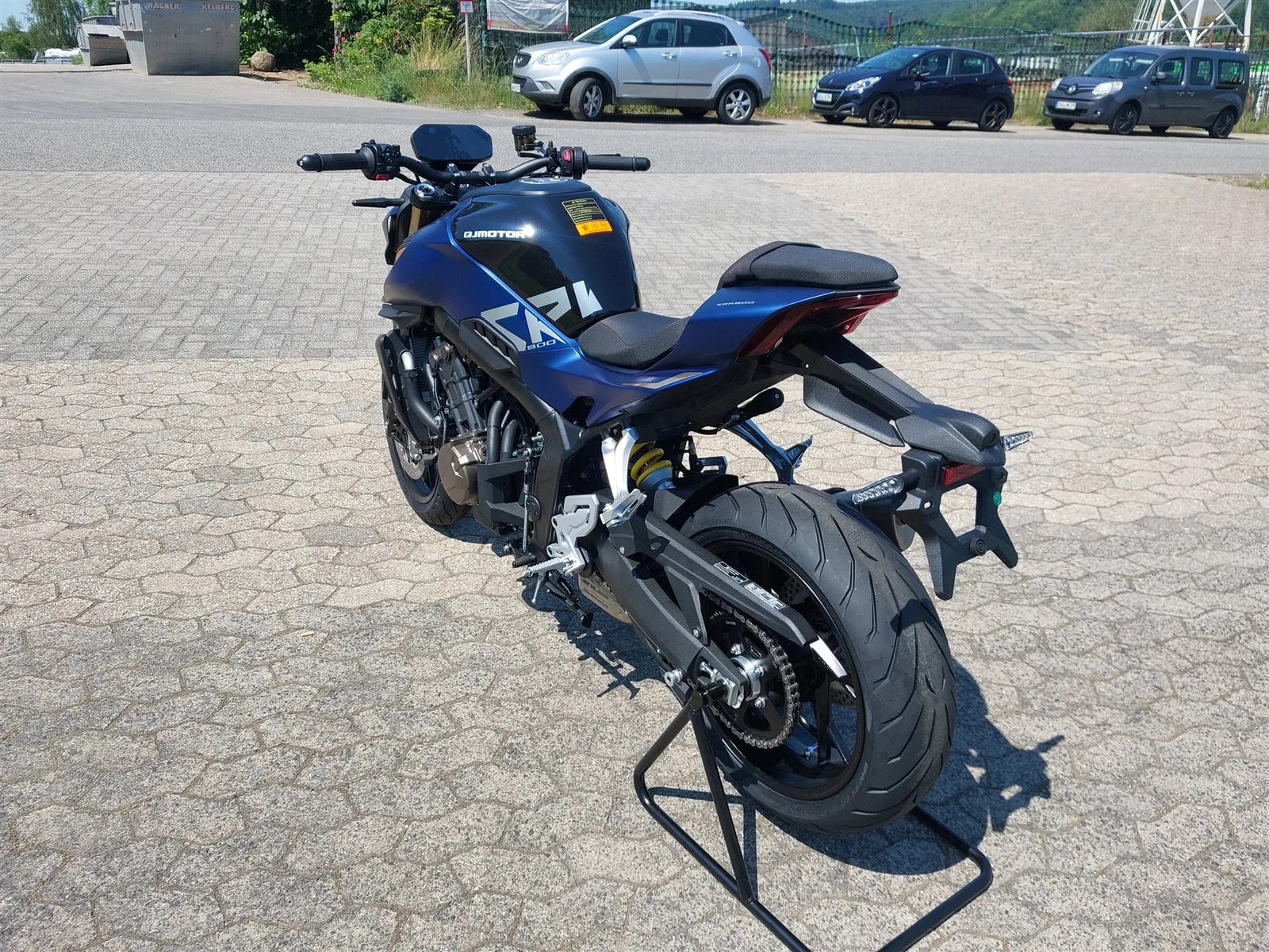 QJ Motor SRK 800