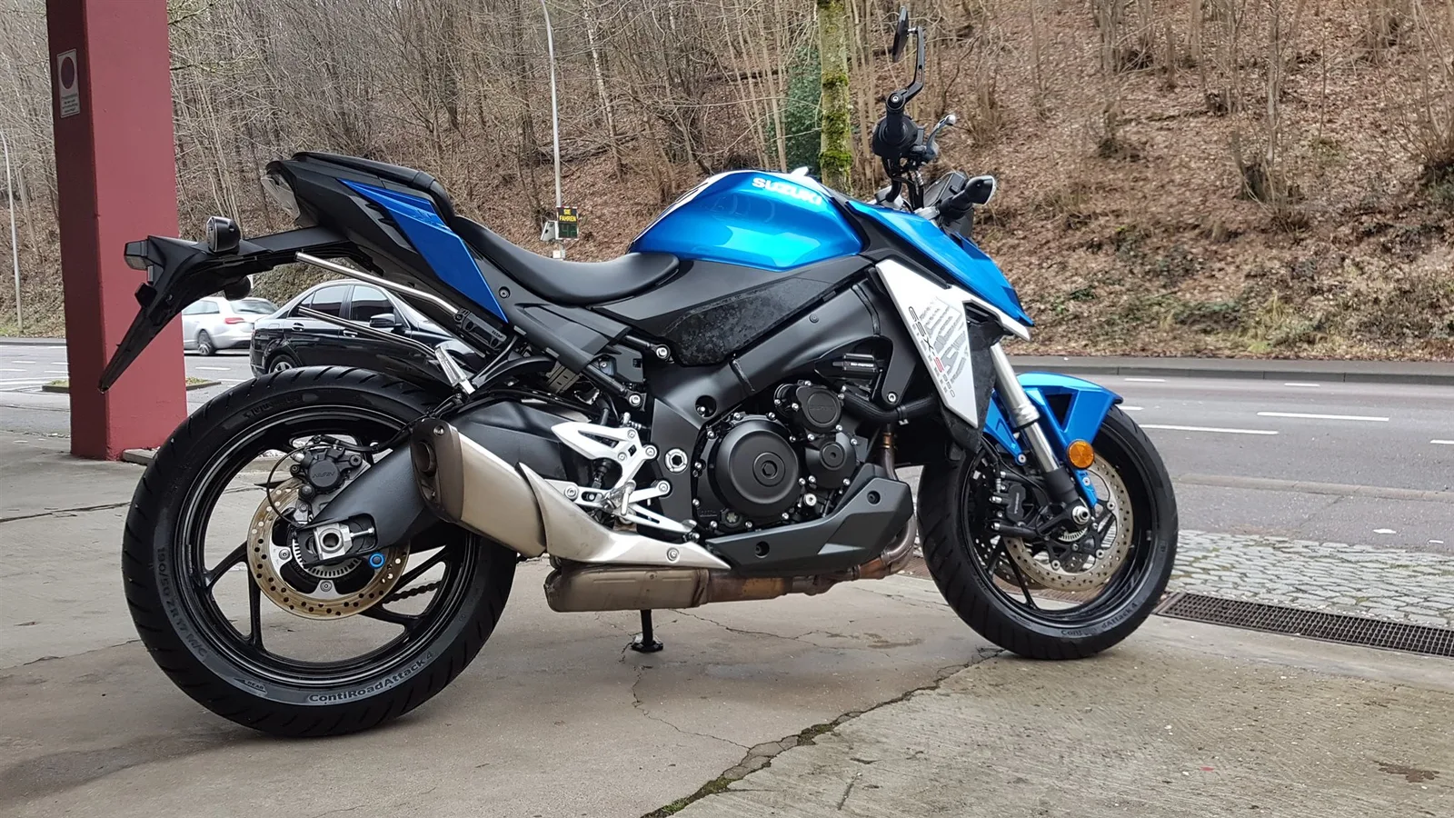 Suzuki GSX-S950 Blau MY23