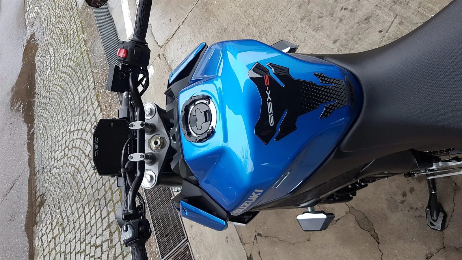 Suzuki GSX-S950 Blau MY23
