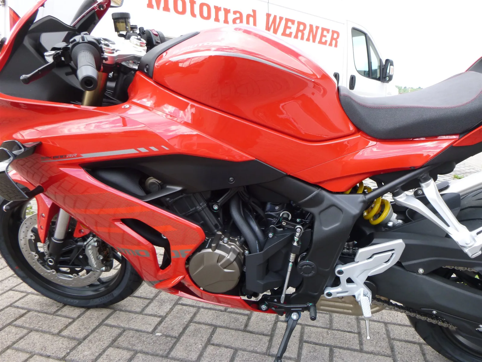QJ Motor SRK 800 RR SRK 800 RR