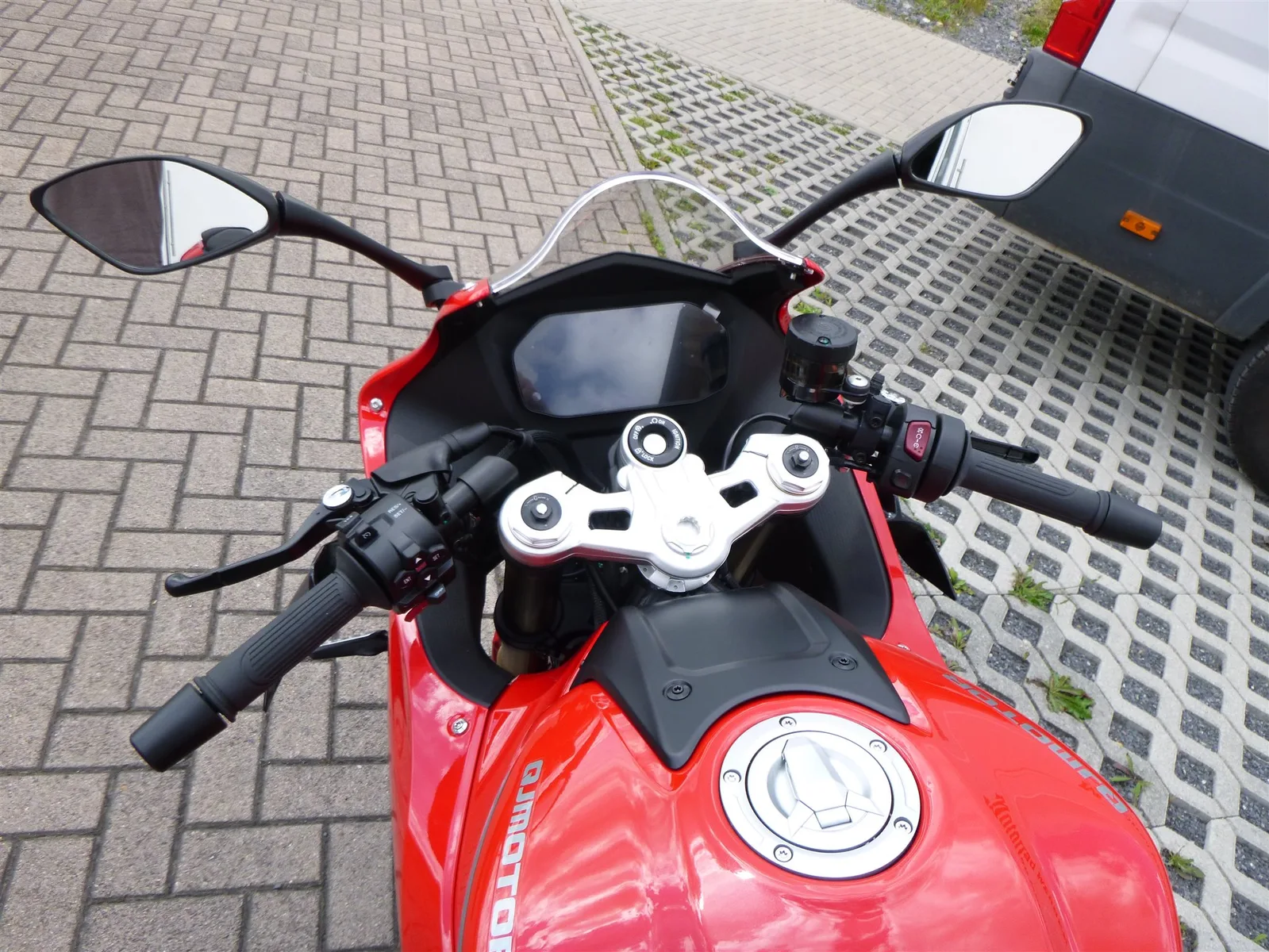 QJ Motor SRK 800 RR SRK 800 RR
