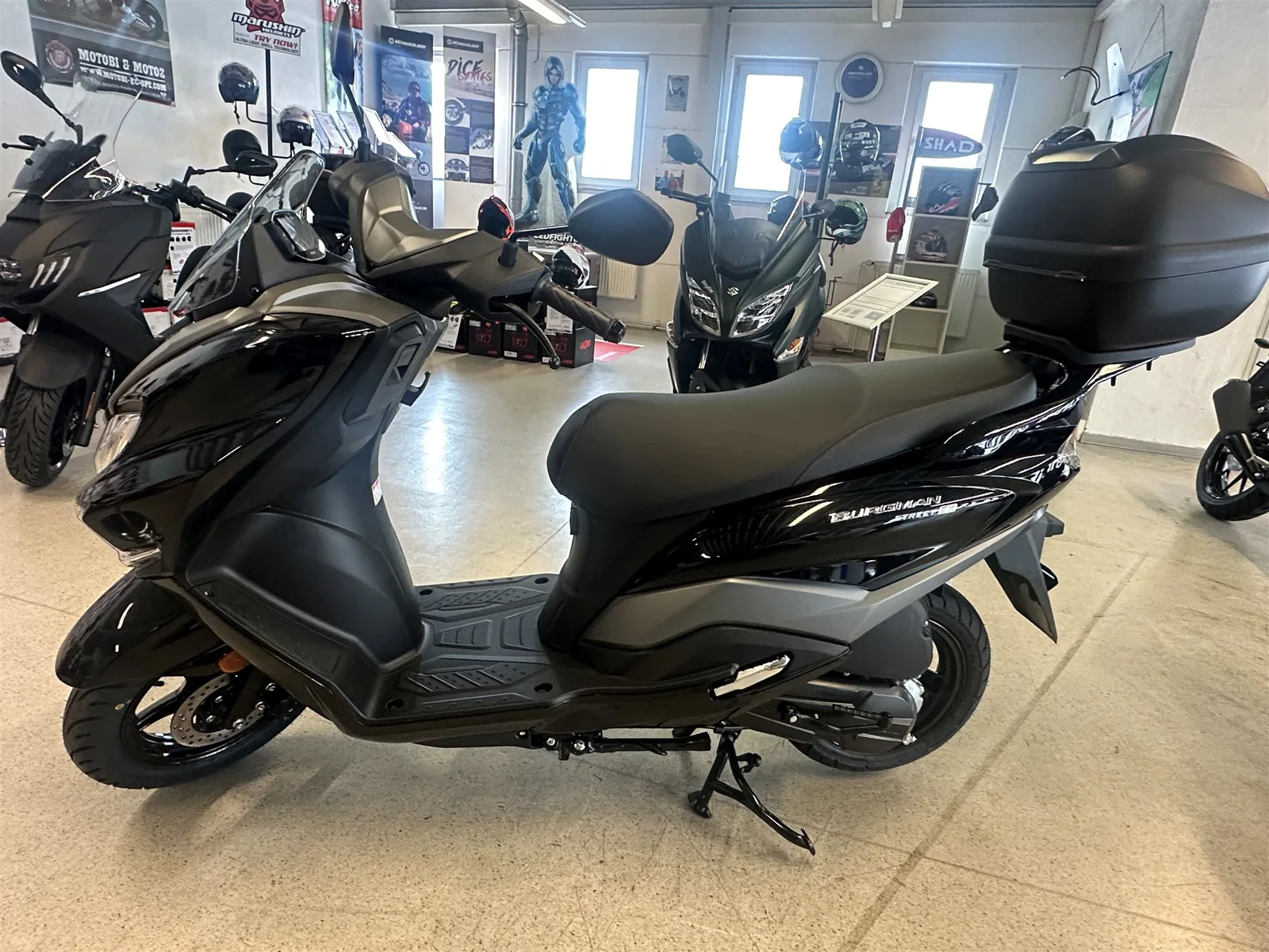 Suzuki Burgman Street 125EX inkl. TopCase