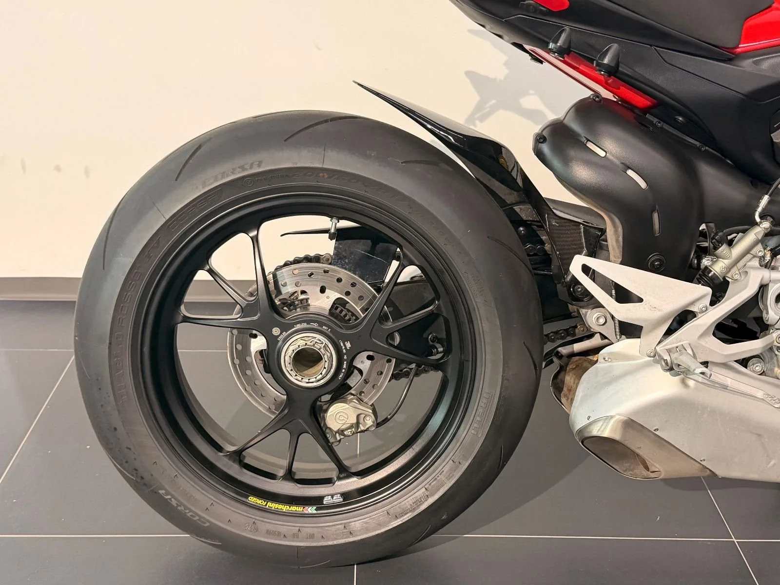 Ducati Streetfighter V4 S