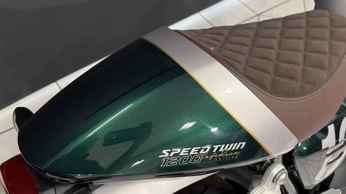 Triumph Speed Twin 1200 Cafe Racer Edition