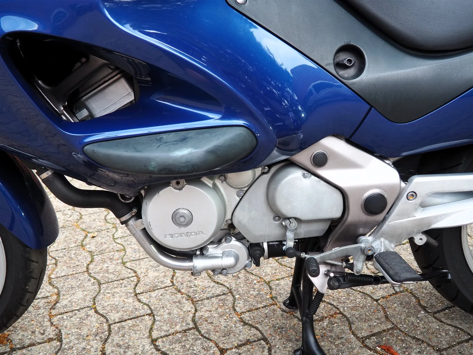 Honda NT 650V Deauville A2 (35 kW) | Griffheizung | Topcase | Service neu