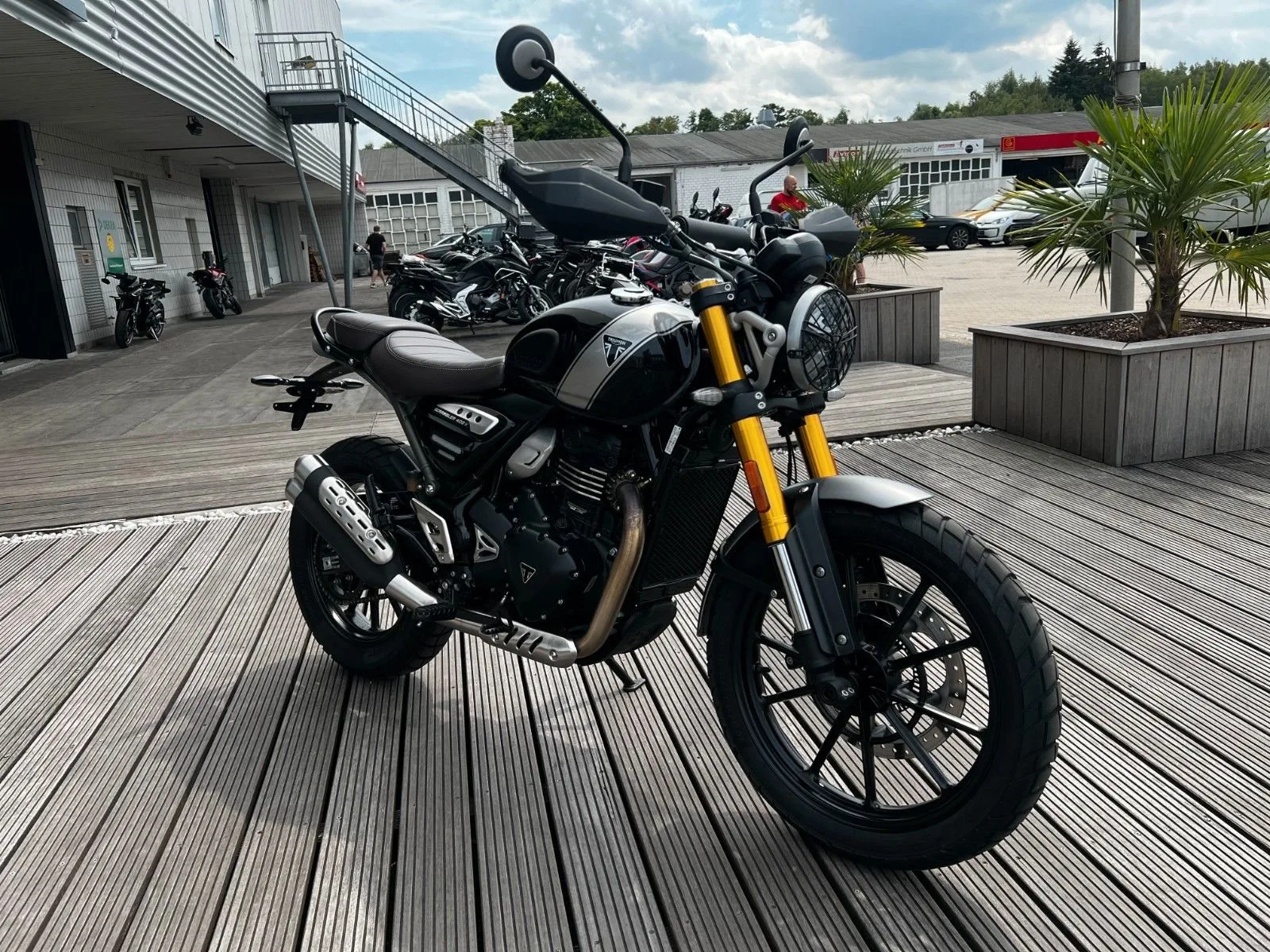 Triumph Scrambler 400 X