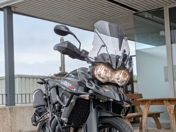Triumph Tiger 800 XCx
