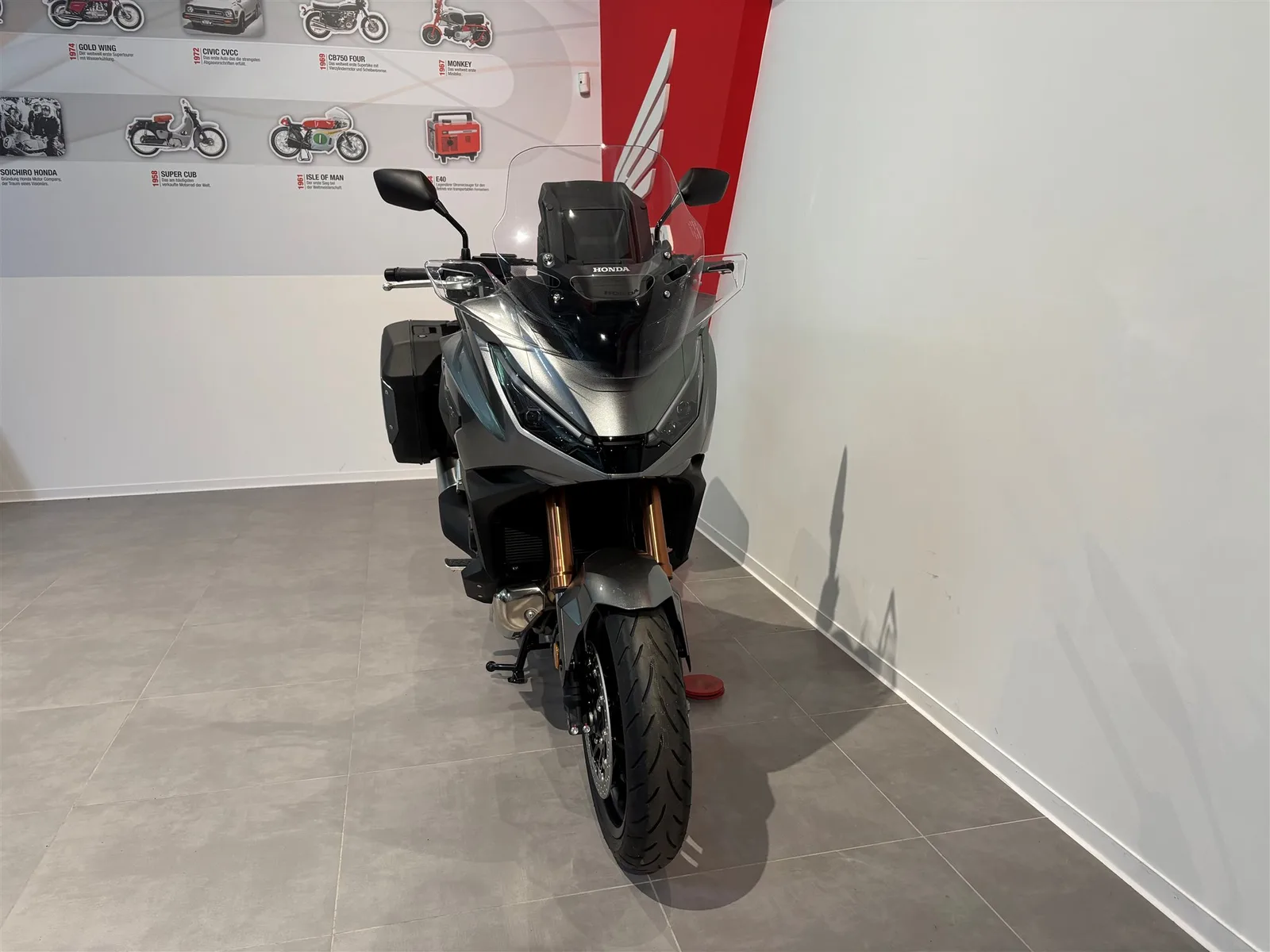 Honda NT1100 DCT Electronic Suspension Neufahrzeug