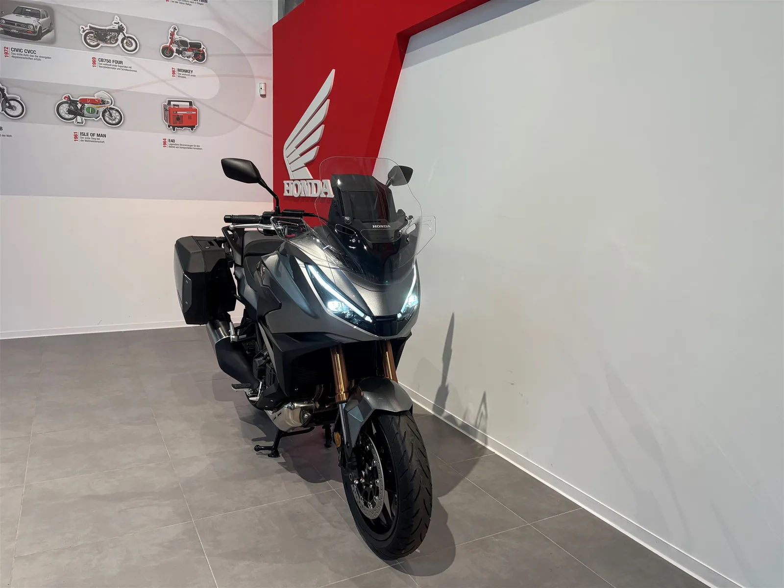 Honda NT1100 DCT Electronic Suspension Neufahrzeug