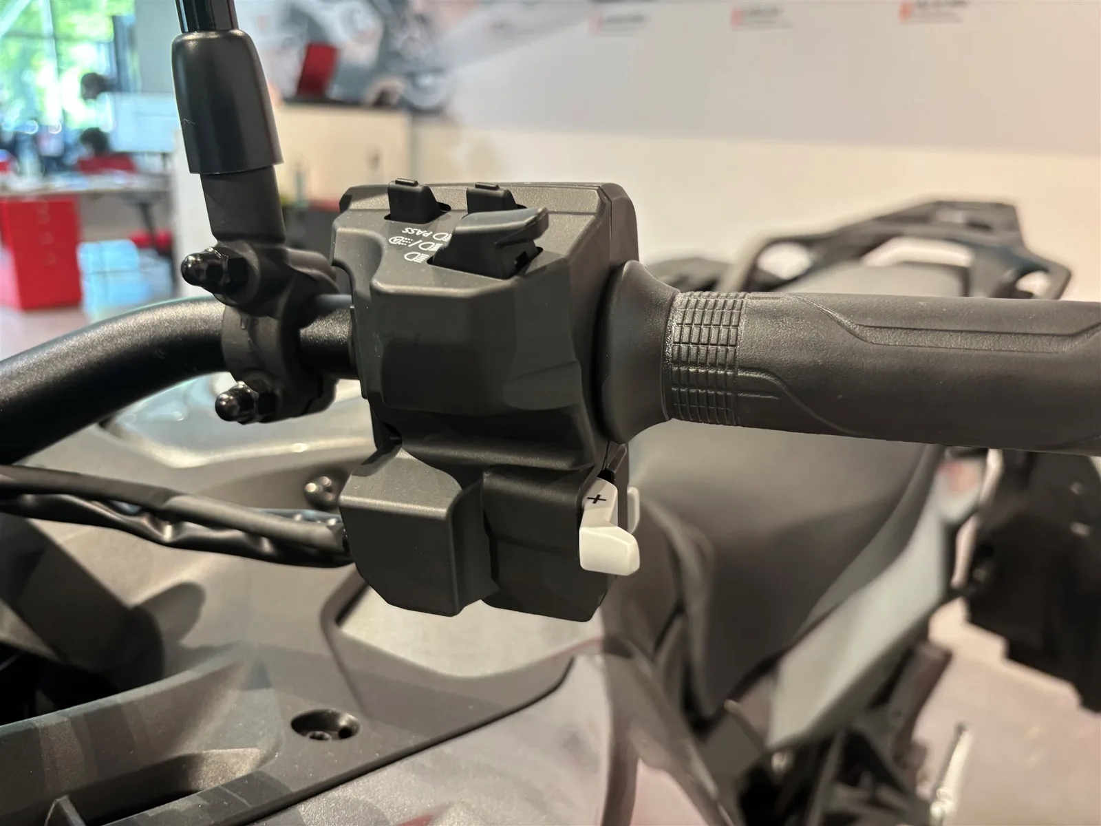 Honda NT1100 DCT Electronic Suspension Neufahrzeug