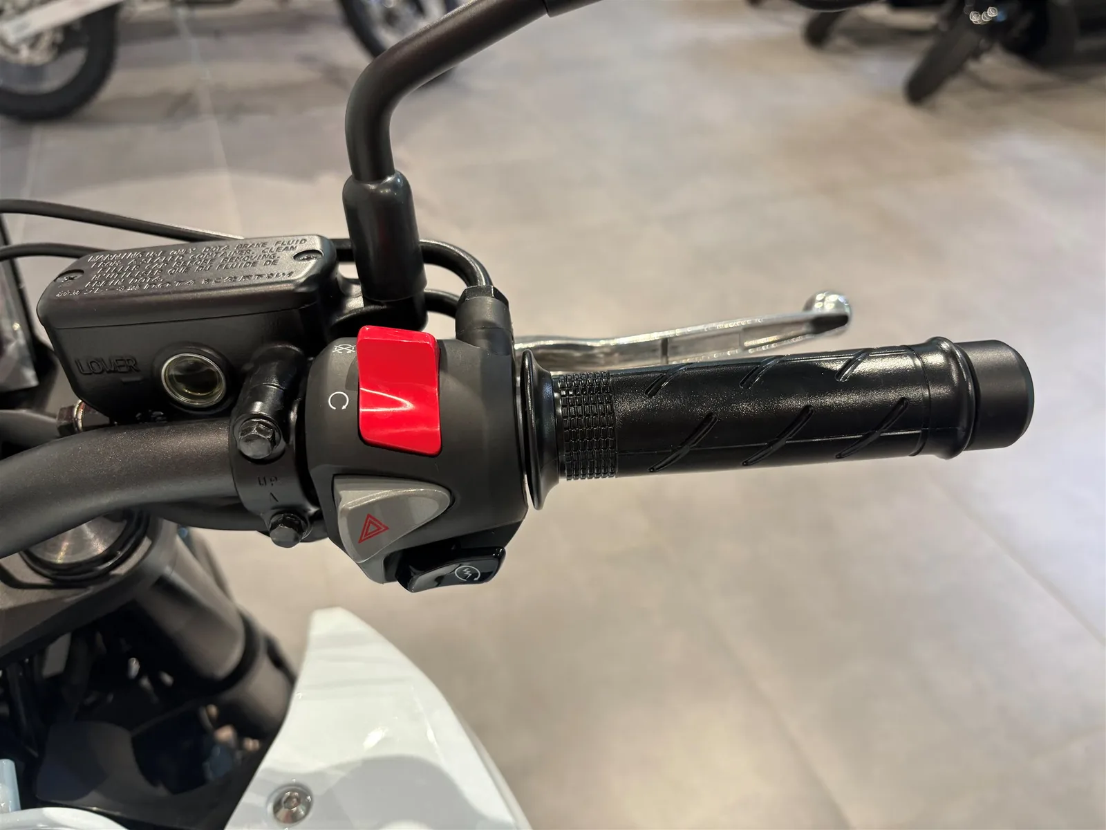 Honda CB500 Hornet E-Clutch Neufahrzeug!